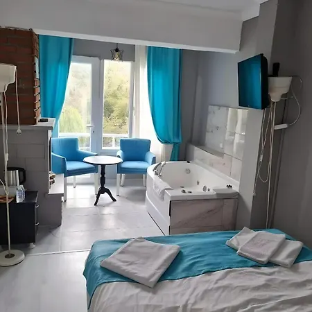 House Uzungol